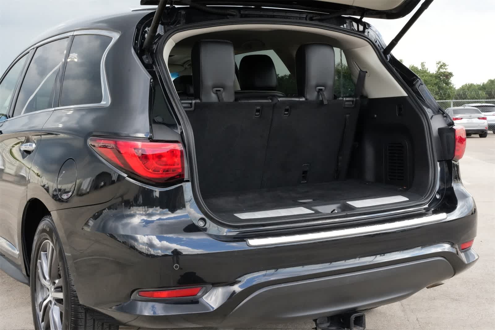 Thumbnail: 2016 INFINITI QX60 - 19