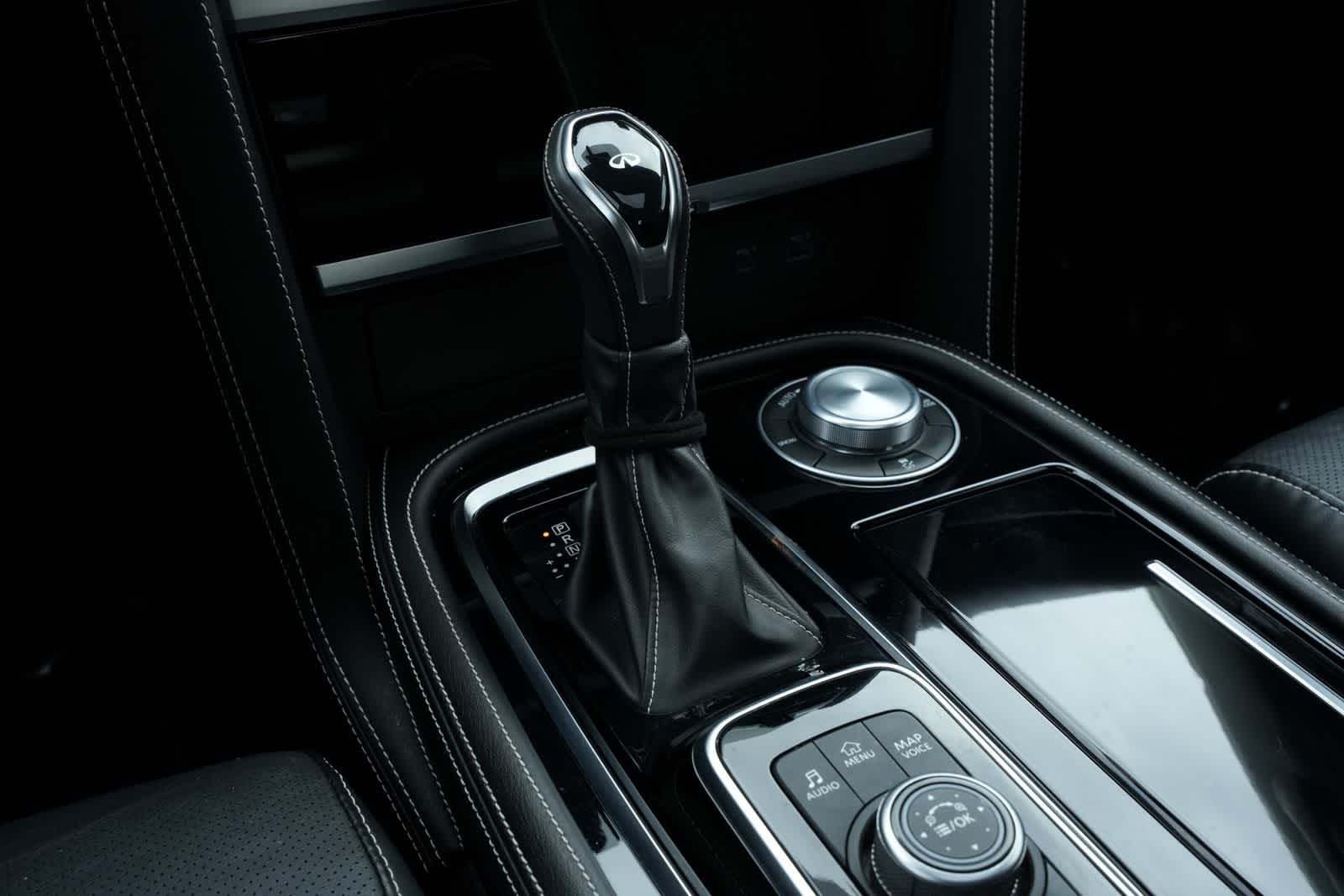 Thumbnail: 2023 INFINITI QX80 - 15