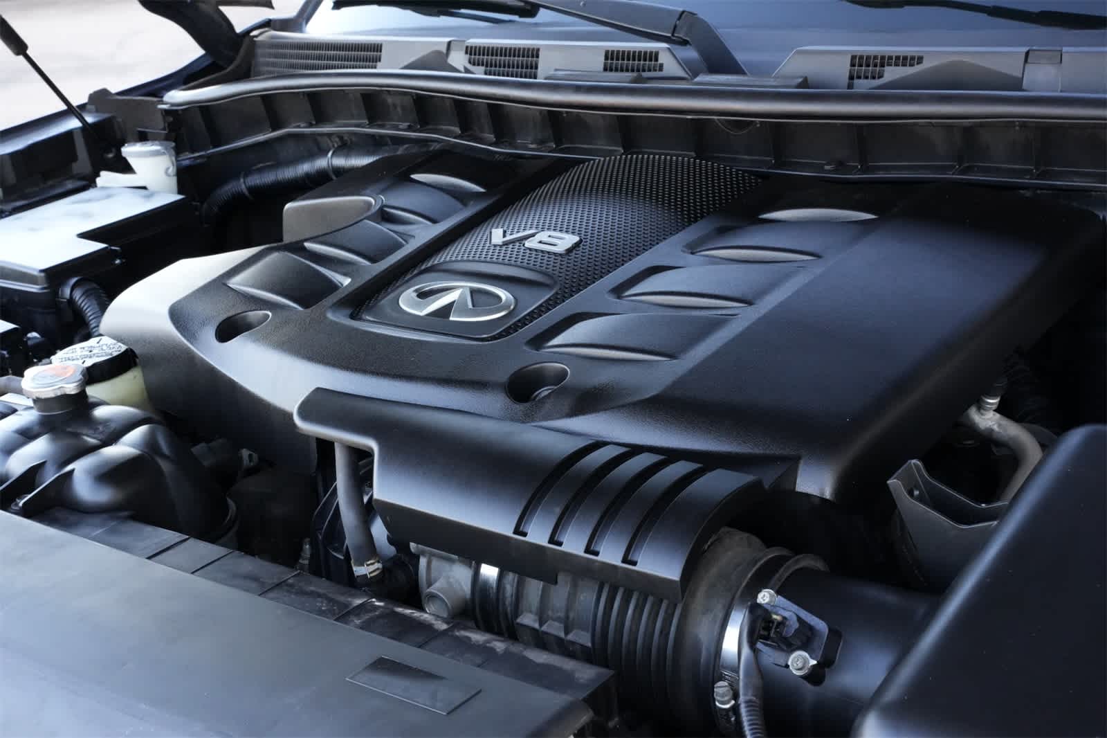 Thumbnail: 2017 INFINITI QX80 - 25