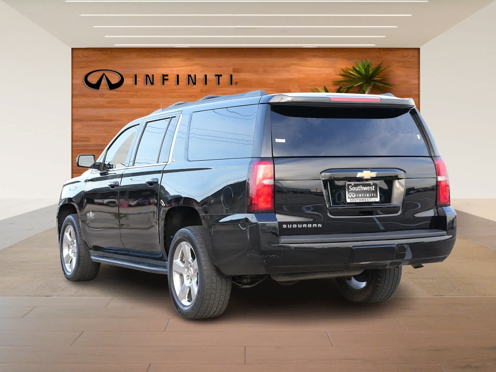 Thumbnail: 2020 Chevrolet Suburban - 5