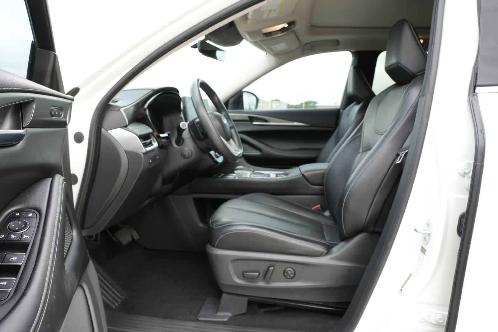 Thumbnail: 2023 INFINITI QX60 - 17