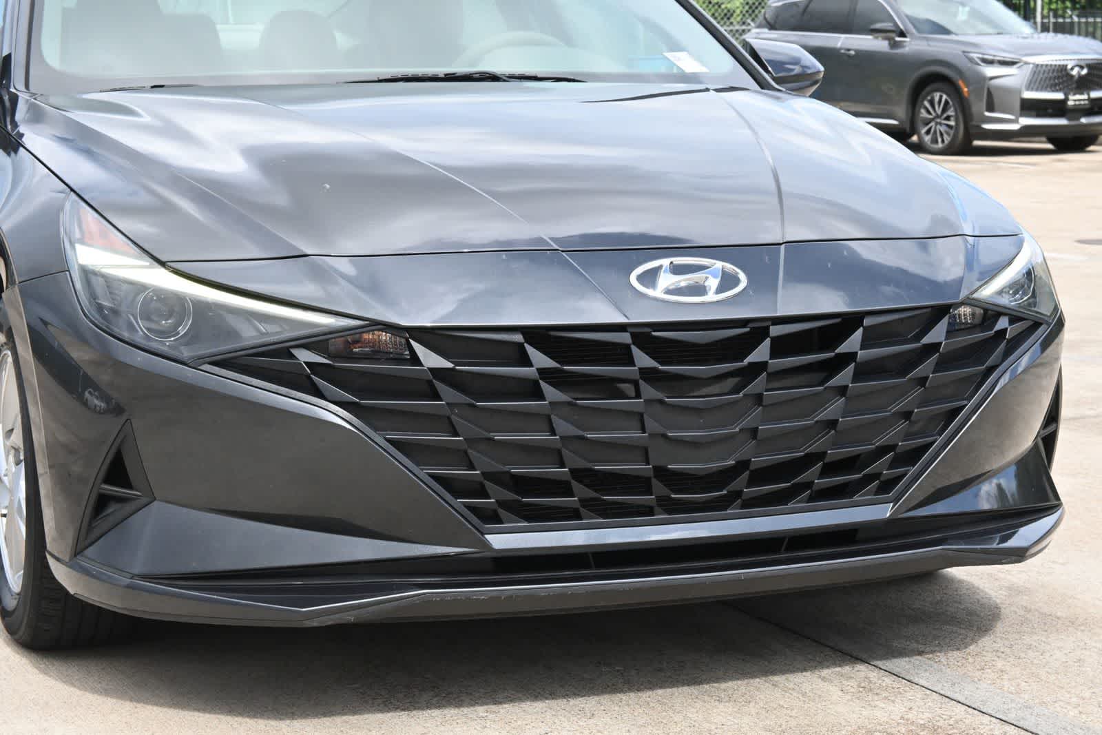 Thumbnail: 2021 Hyundai Elantra - 25