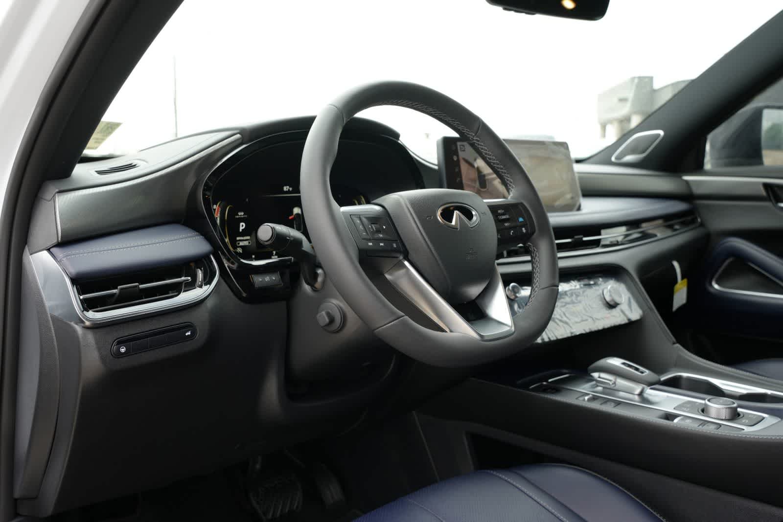 Thumbnail: 2027 INFINITI QX60 - 16