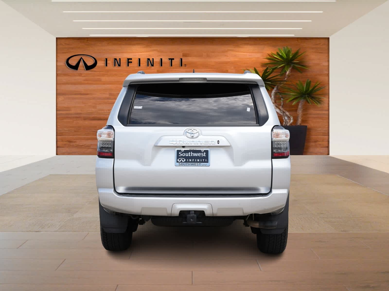 Thumbnail: 2022 Toyota 4Runner - 6