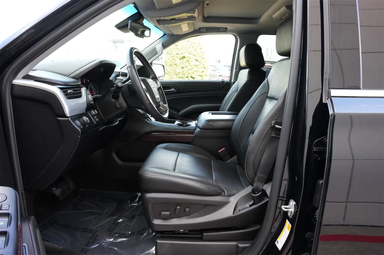 Thumbnail: 2018 GMC Yukon XL - 16