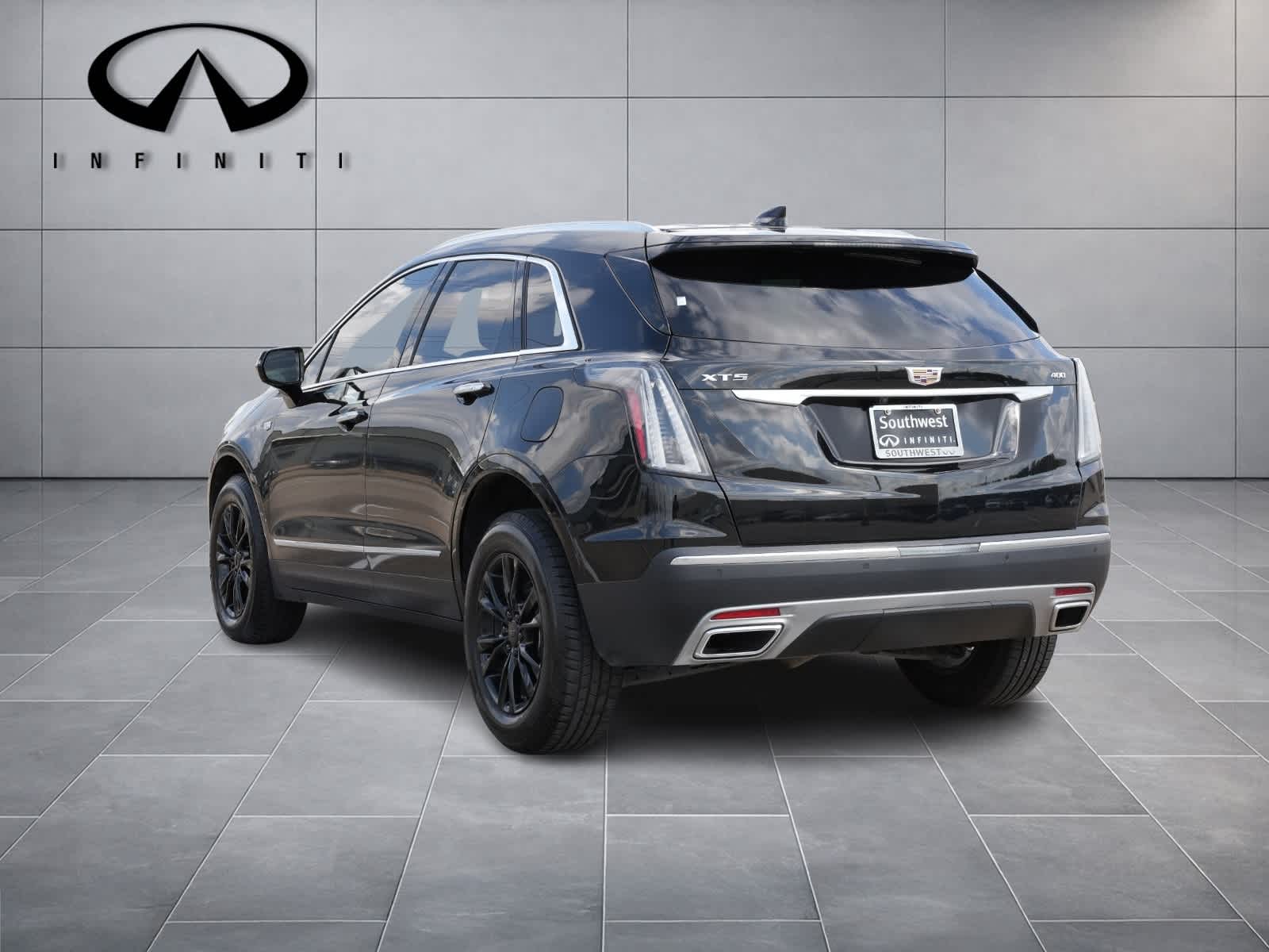 Thumbnail: 2020 Cadillac XT5 - 5