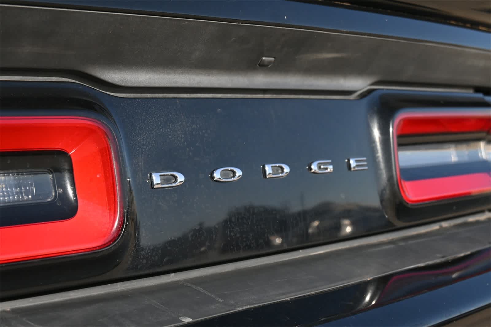 Thumbnail: 2015 Dodge Challenger - 18
