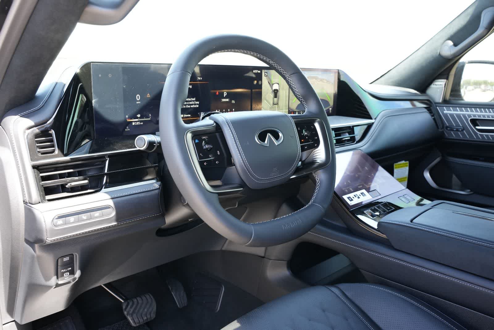 Thumbnail: 2026 INFINITI QX80 - 16