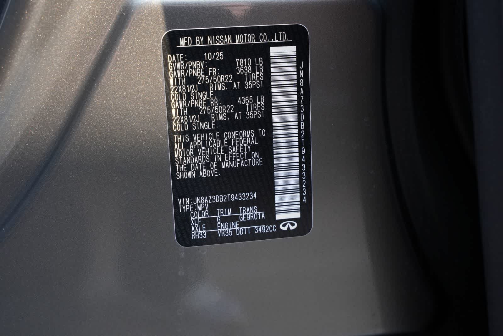 Thumbnail: 2026 INFINITI QX80 - 28