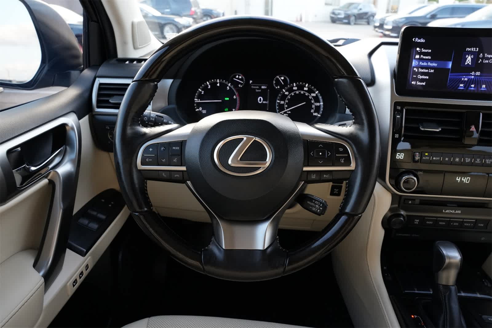 Thumbnail: 2022 Lexus GX - 9