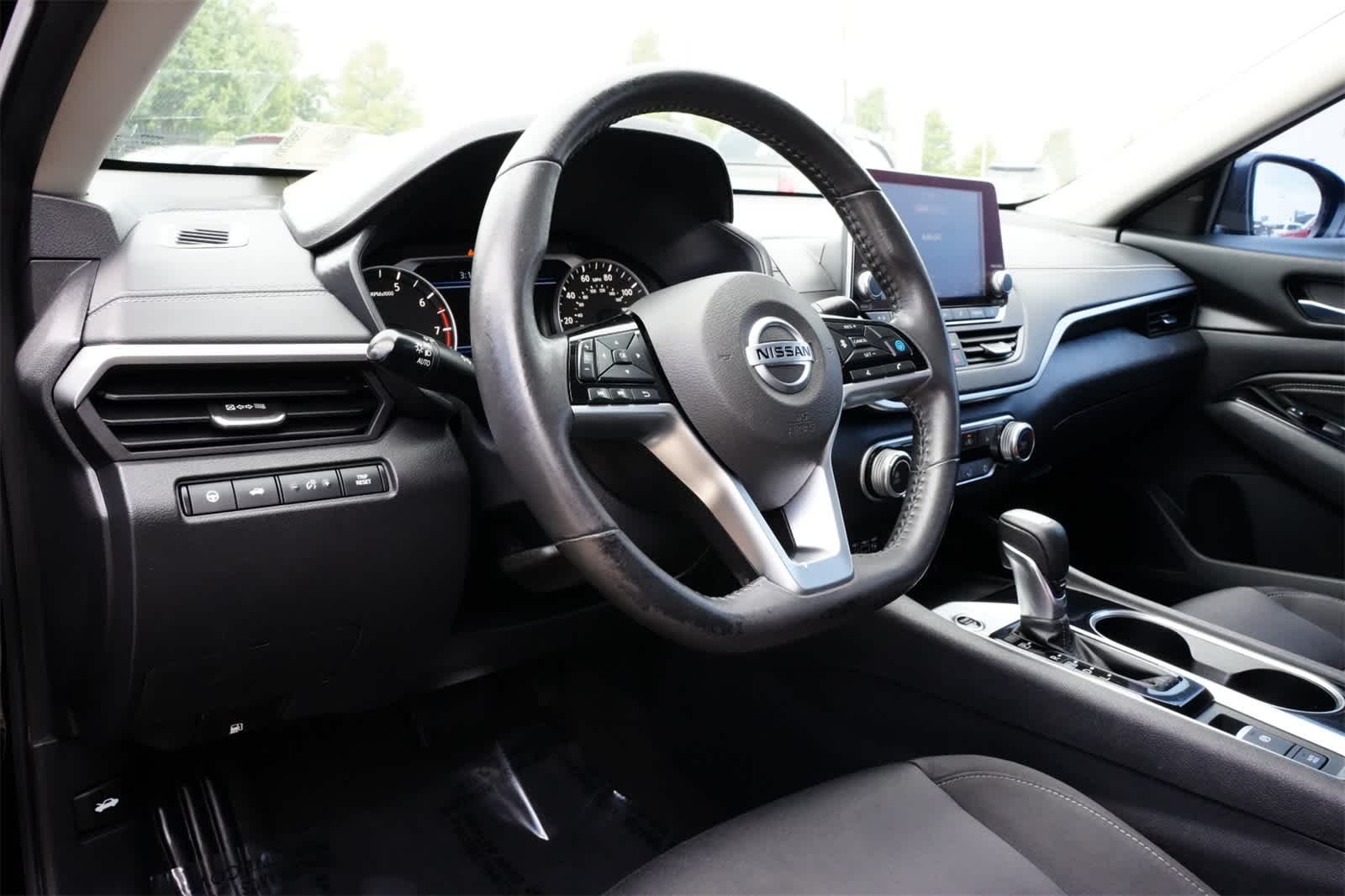 Thumbnail: 2022 Nissan Altima - 16