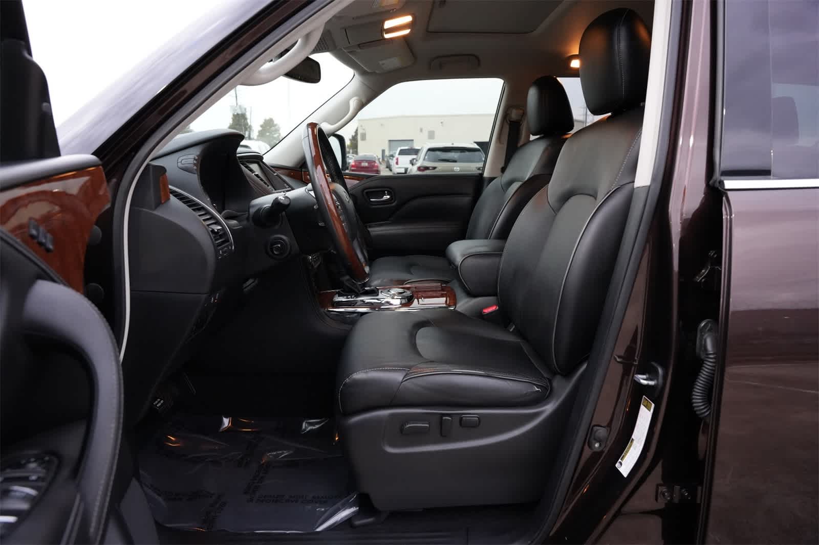 Thumbnail: 2018 INFINITI QX80 - 17