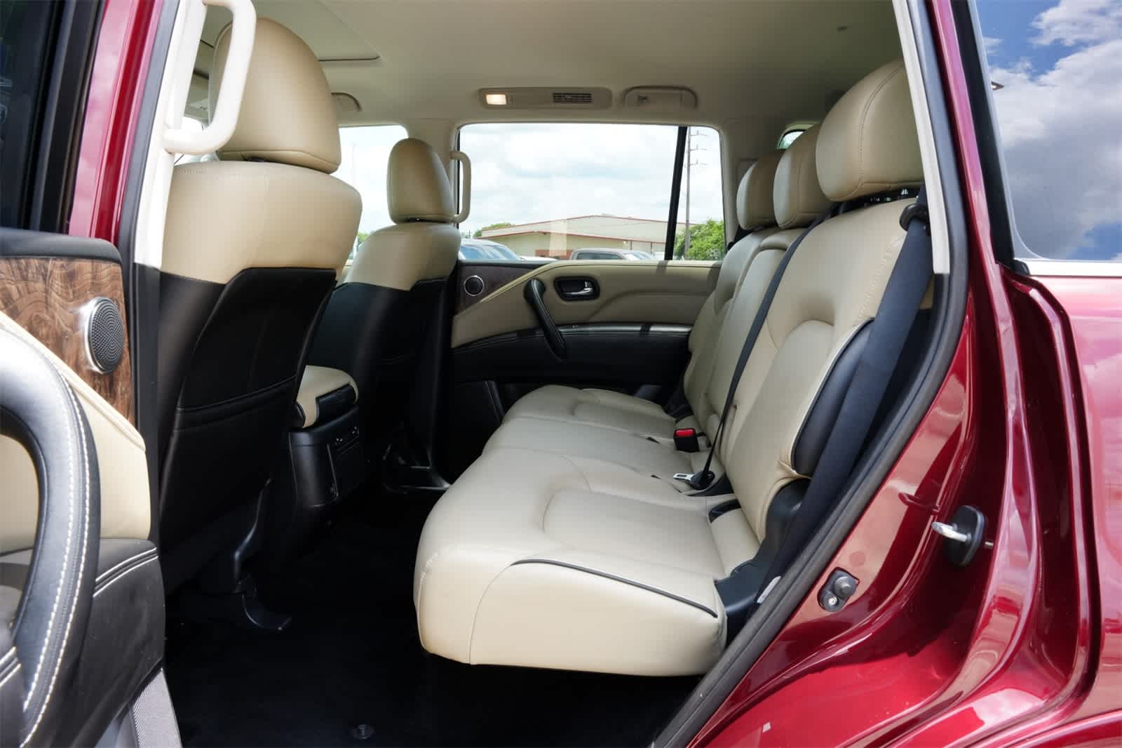 2022 INFINITI QX80 Premium Select 19