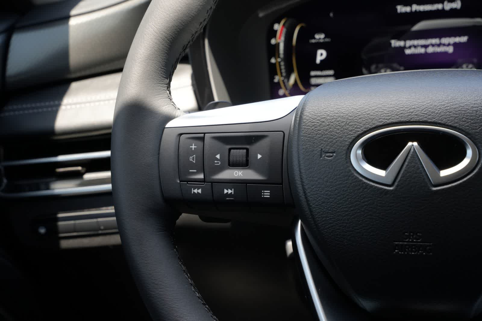 Thumbnail: 2027 INFINITI QX60 - 10