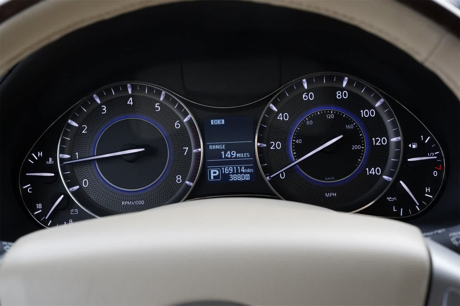 Thumbnail: 2016 INFINITI QX80 - 12