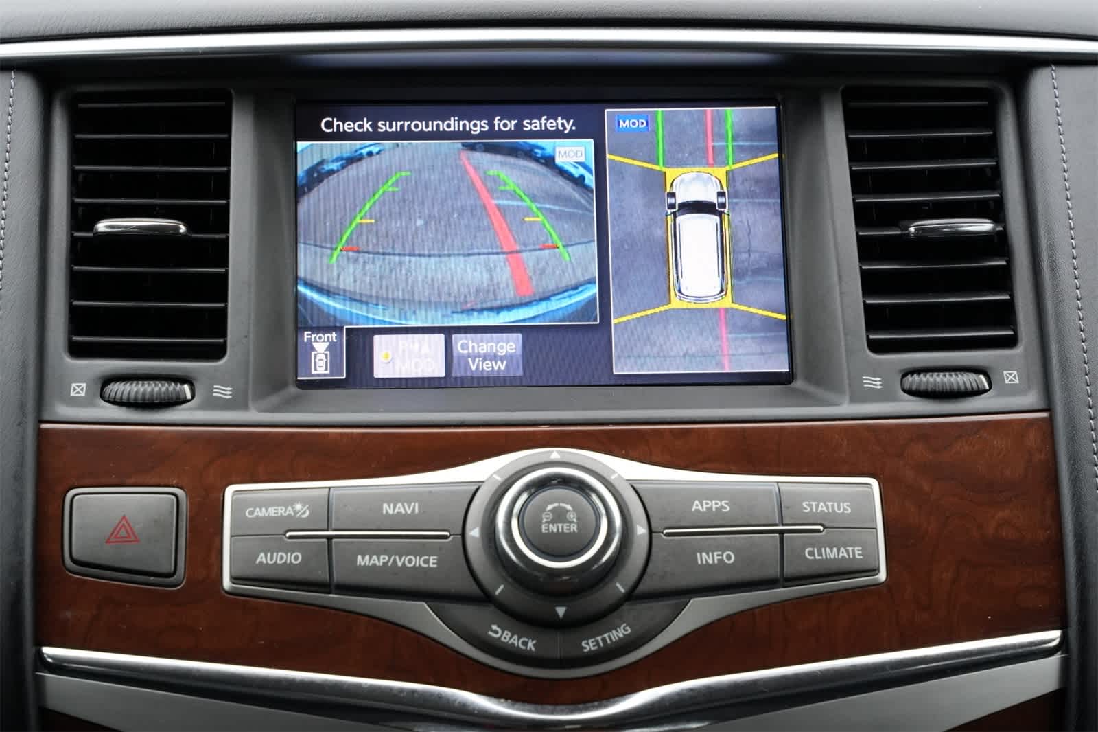 Thumbnail: 2018 INFINITI QX80 - 14