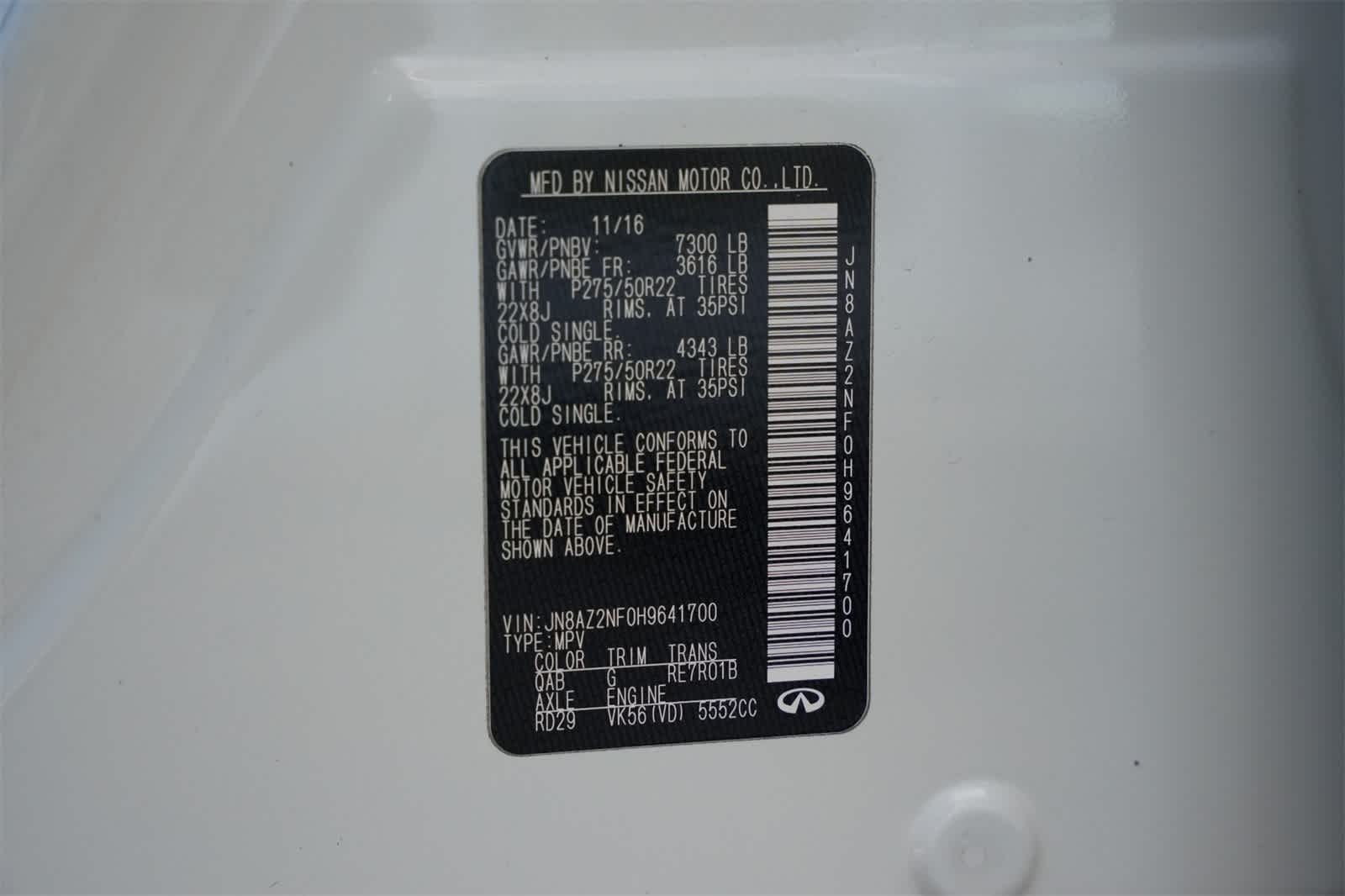 Thumbnail: 2017 INFINITI QX80 - 25