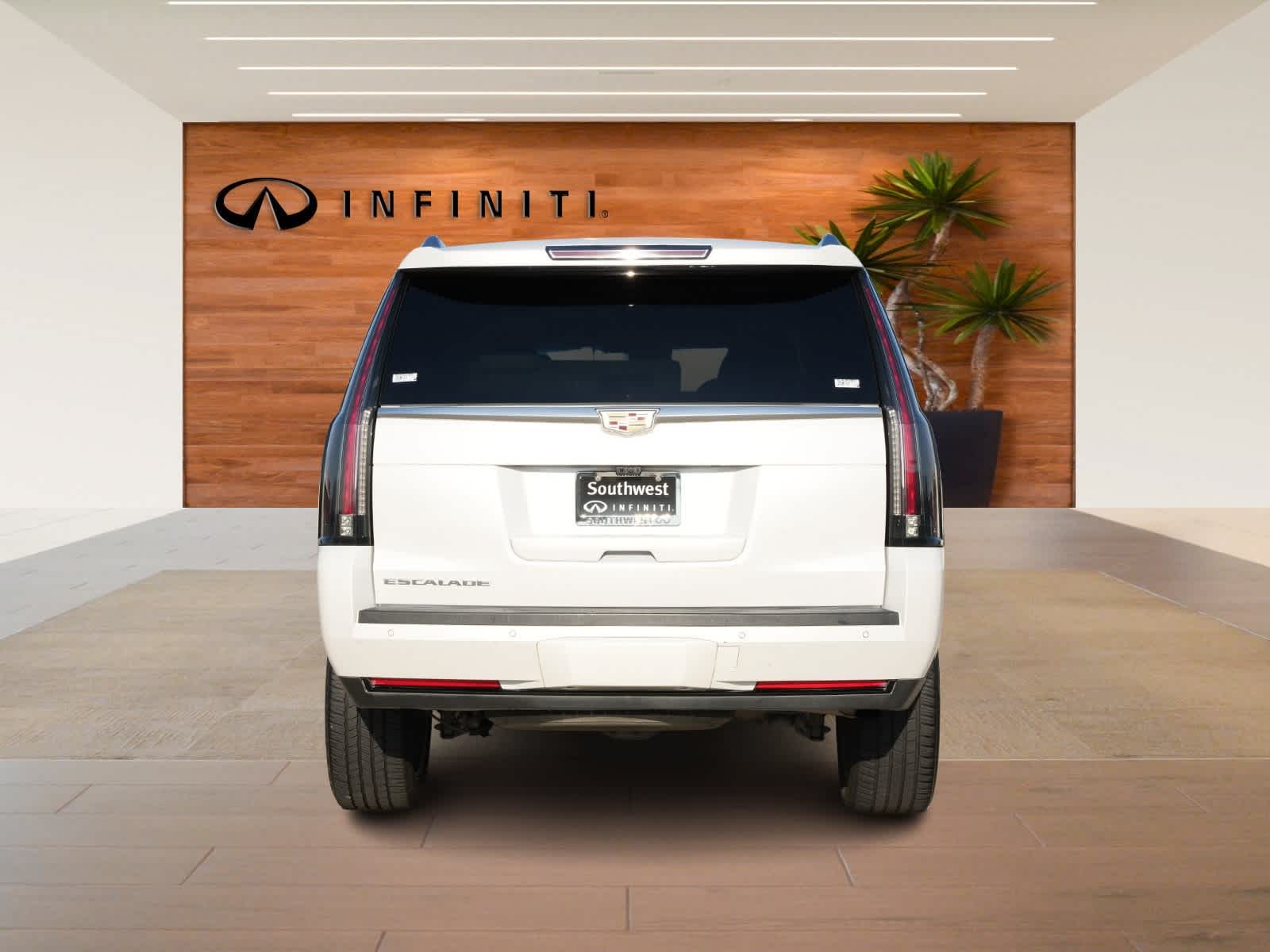 Thumbnail: 2019 Cadillac Escalade - 6
