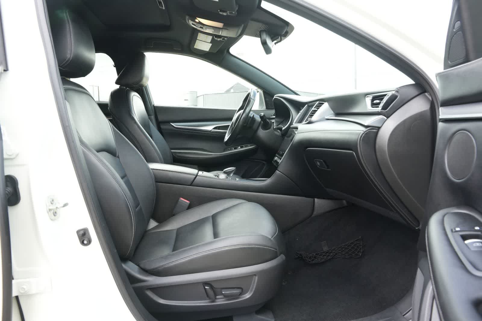 Thumbnail: 2022 INFINITI QX55 - 20