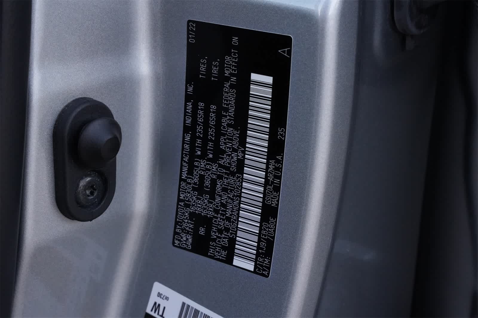 Thumbnail: 2022 Toyota Highlander - 27