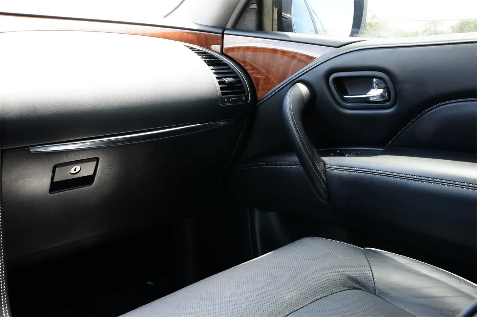 Thumbnail: 2019 INFINITI QX80 - 8