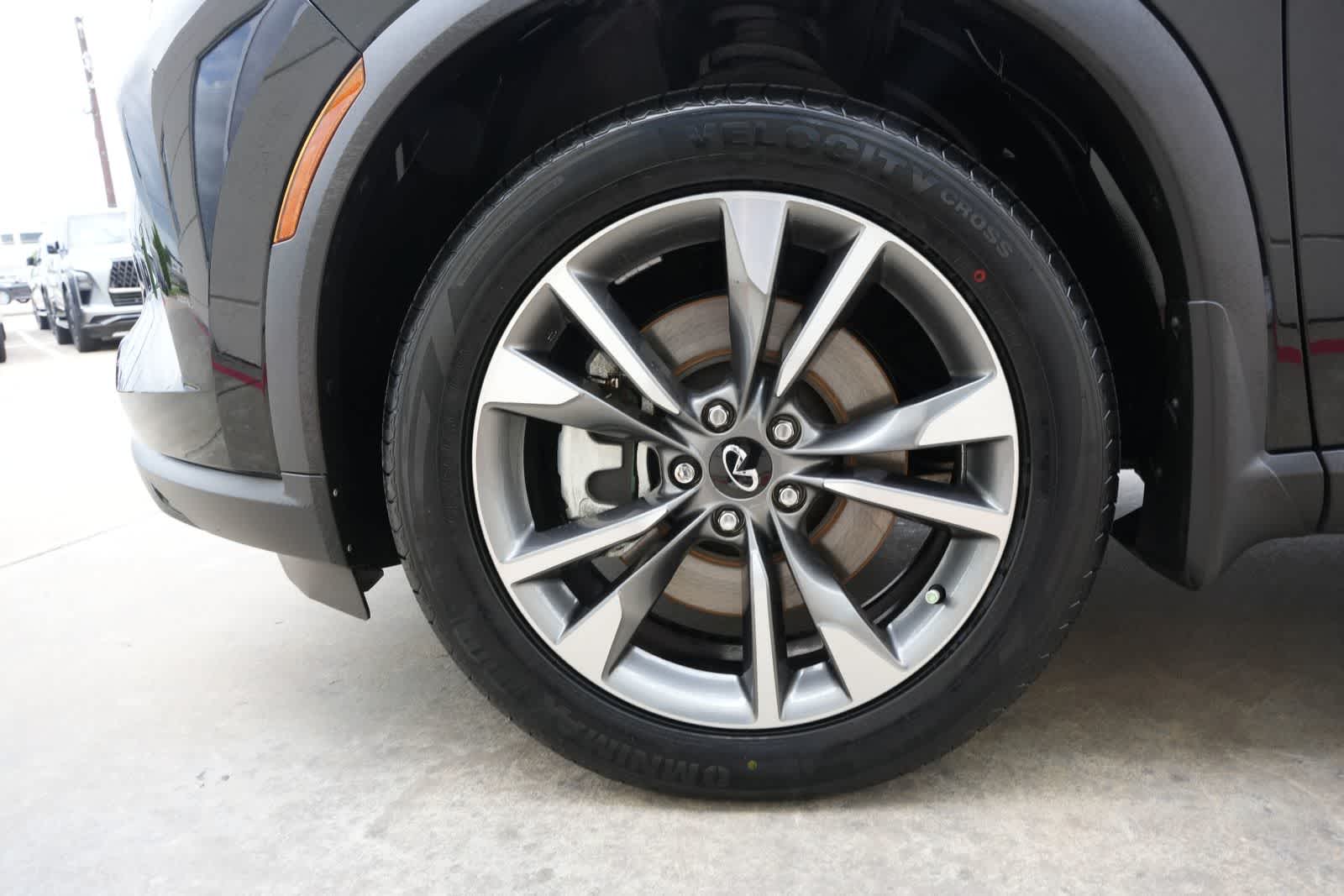 Thumbnail: 2023 INFINITI QX60 - 25