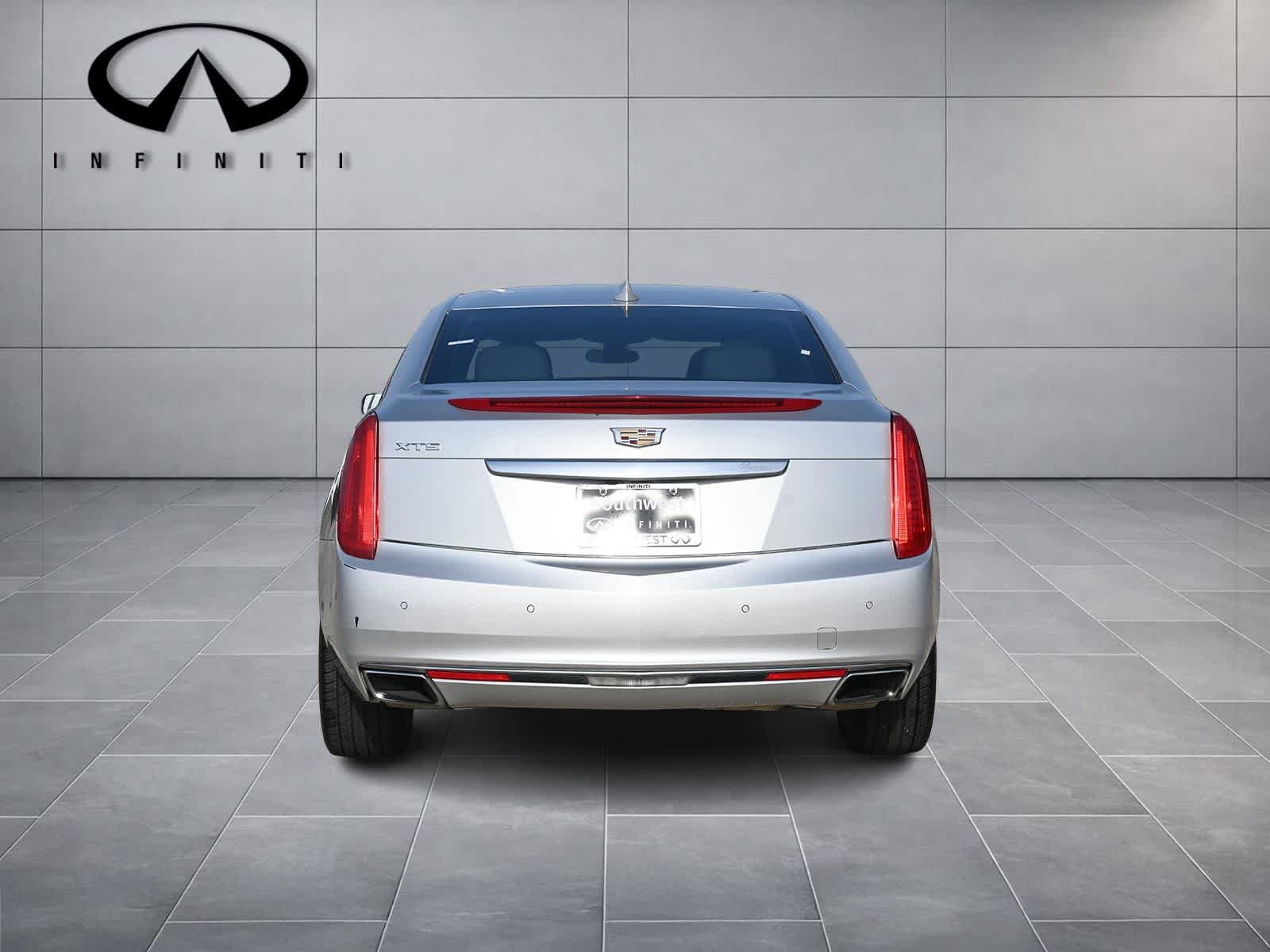 Thumbnail: 2016 Cadillac XTS - 6