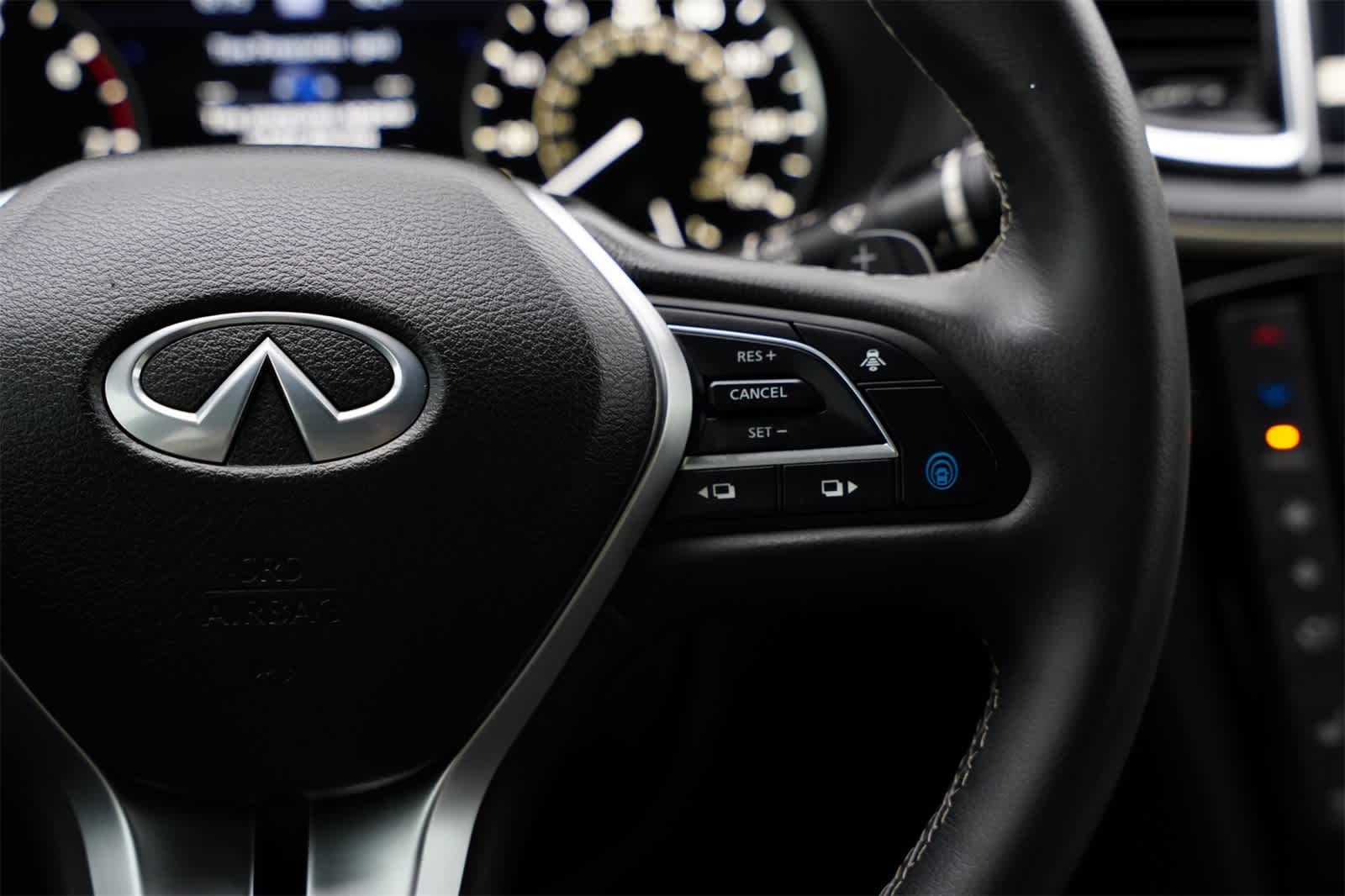 Thumbnail: 2023 INFINITI QX55 - 11