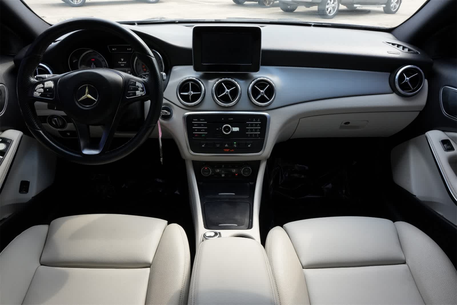 Thumbnail: 2016 Mercedes-Benz GLA - 7