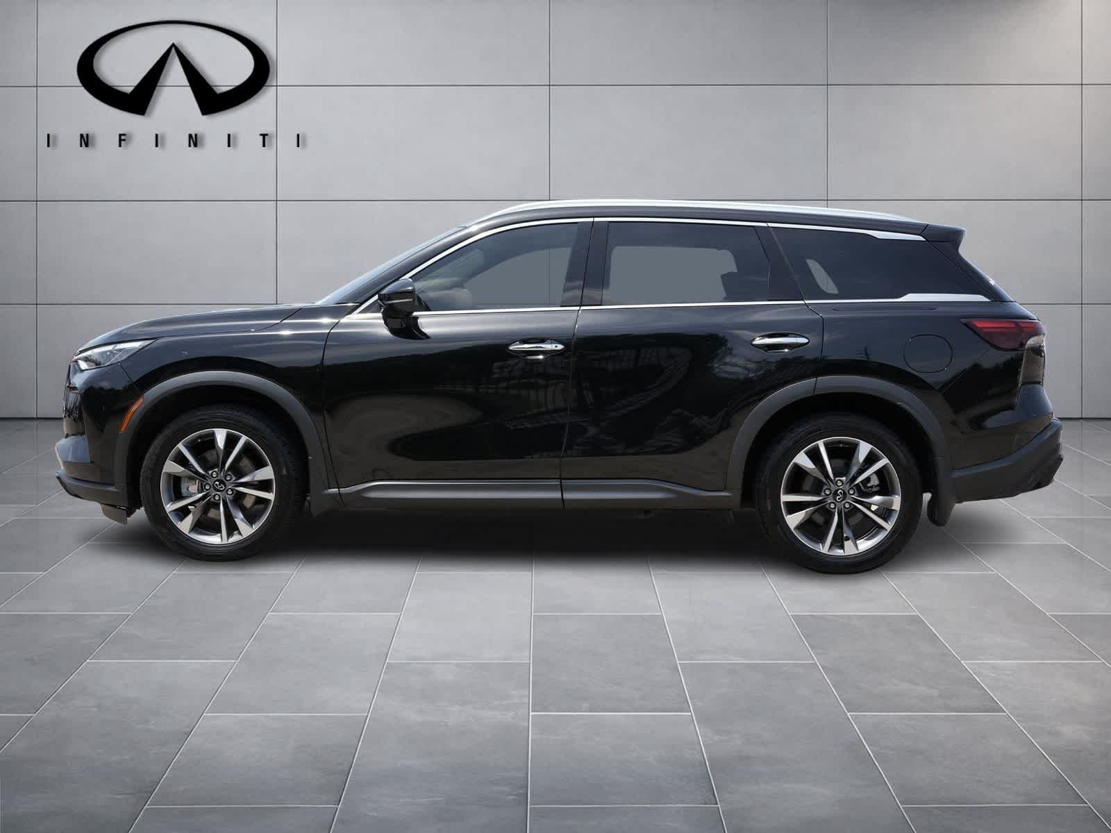 Thumbnail: 2023 INFINITI QX60 - 4