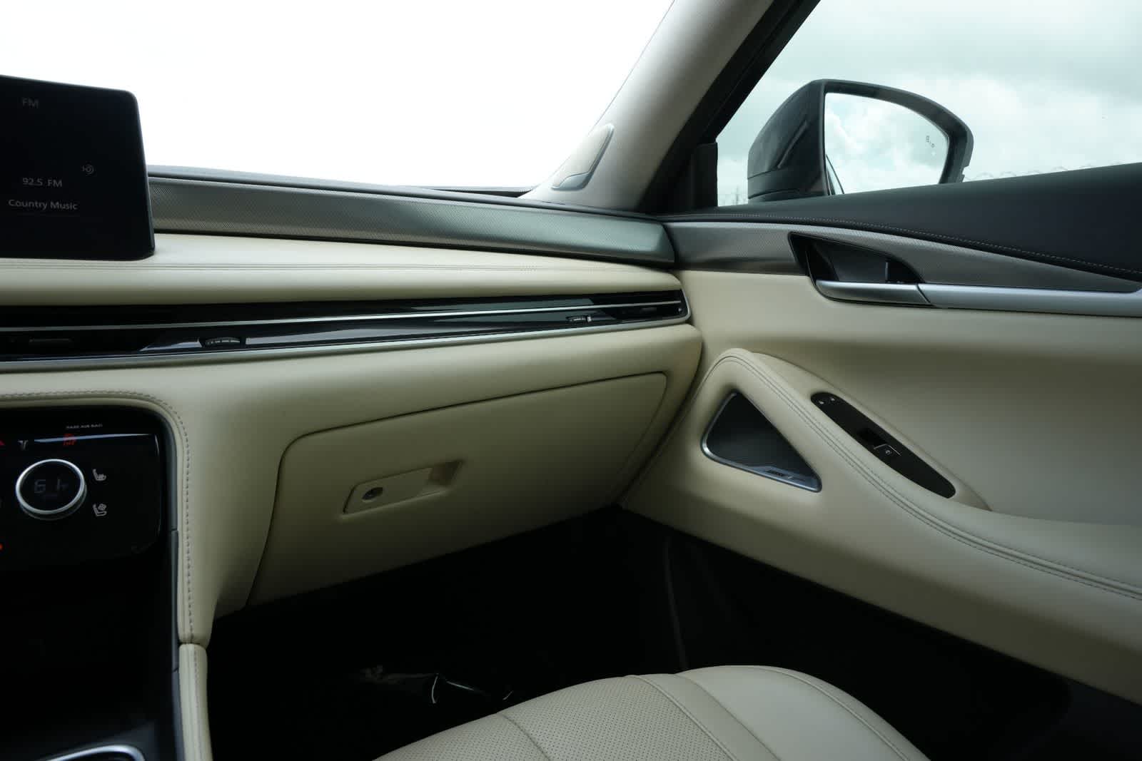 Thumbnail: 2024 INFINITI QX60 - 8