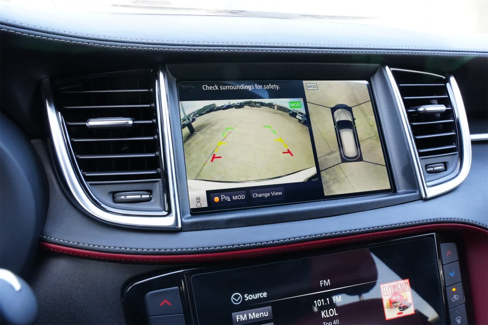 Thumbnail: 2025 INFINITI QX50 - 14