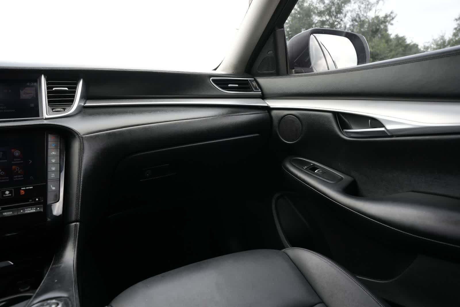 Thumbnail: 2021 INFINITI QX50 - 8