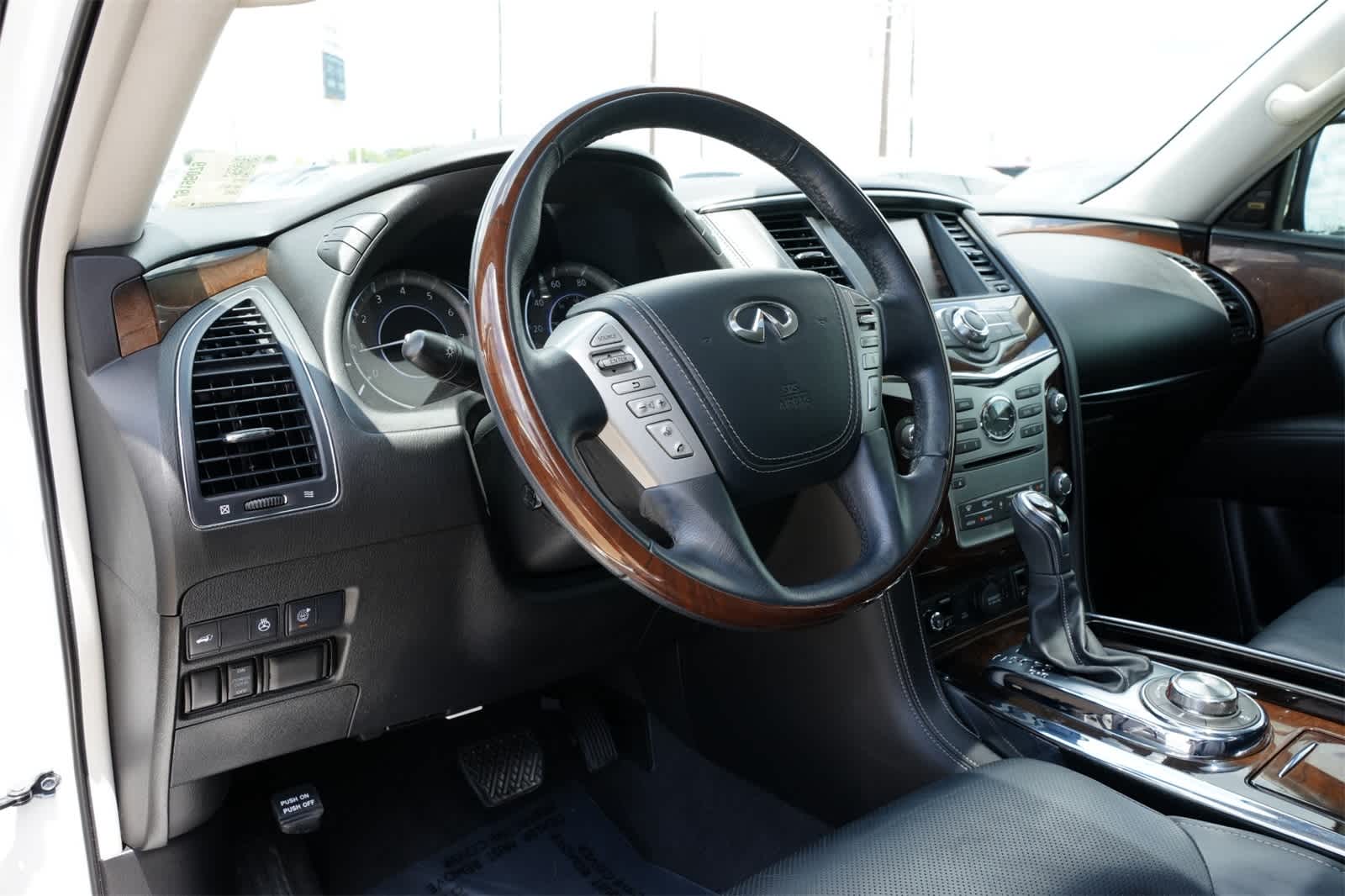 2018 INFINITI QX80  8