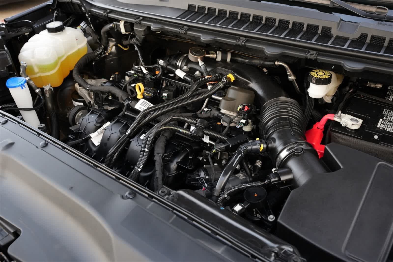 Thumbnail: 2022 Ford Edge - 24