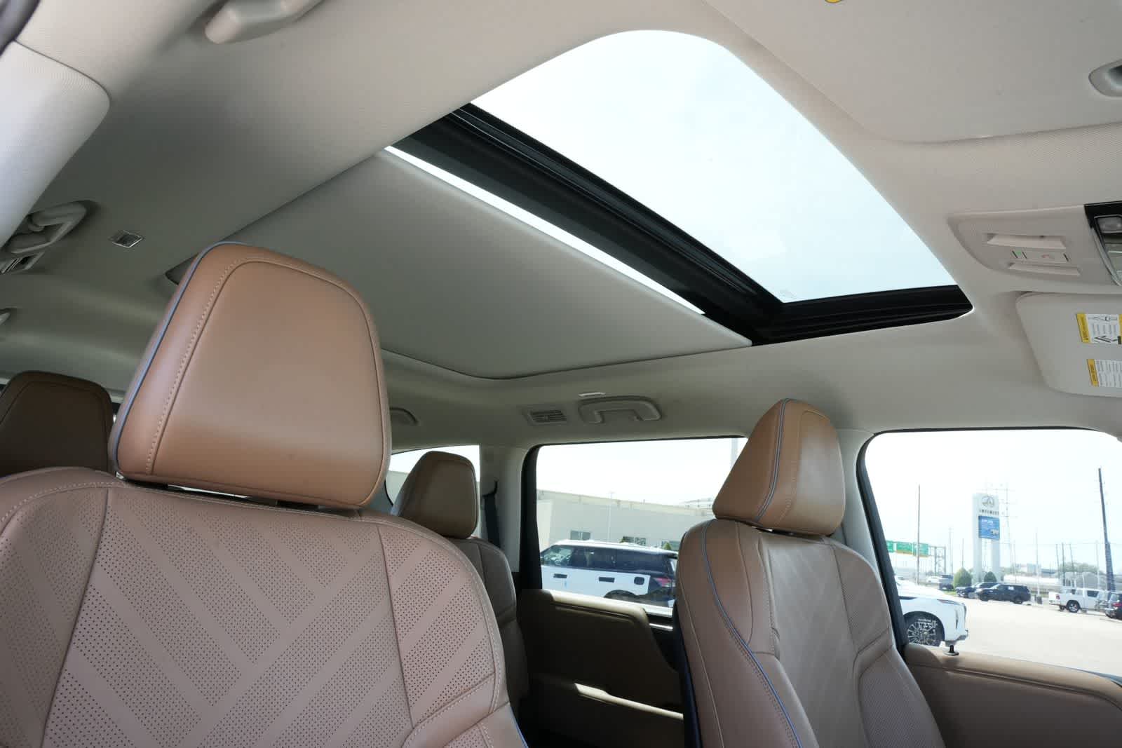 Thumbnail: 2026 INFINITI QX80 - 24