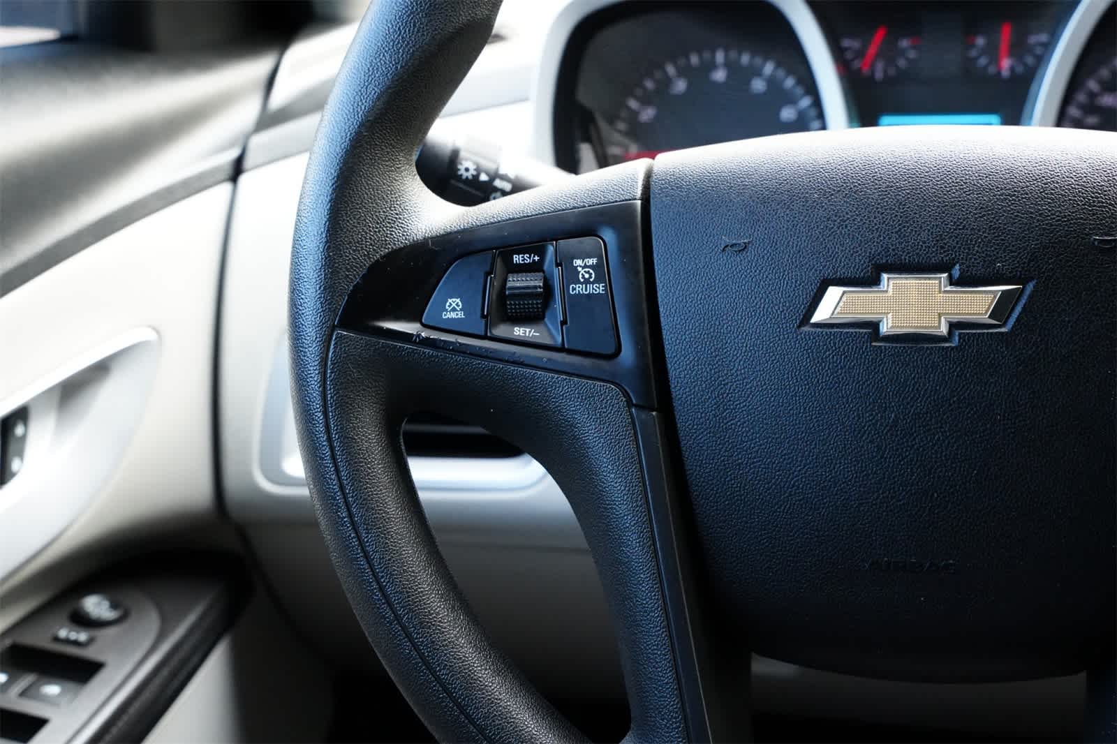 Thumbnail: 2016 Chevrolet Equinox - 10
