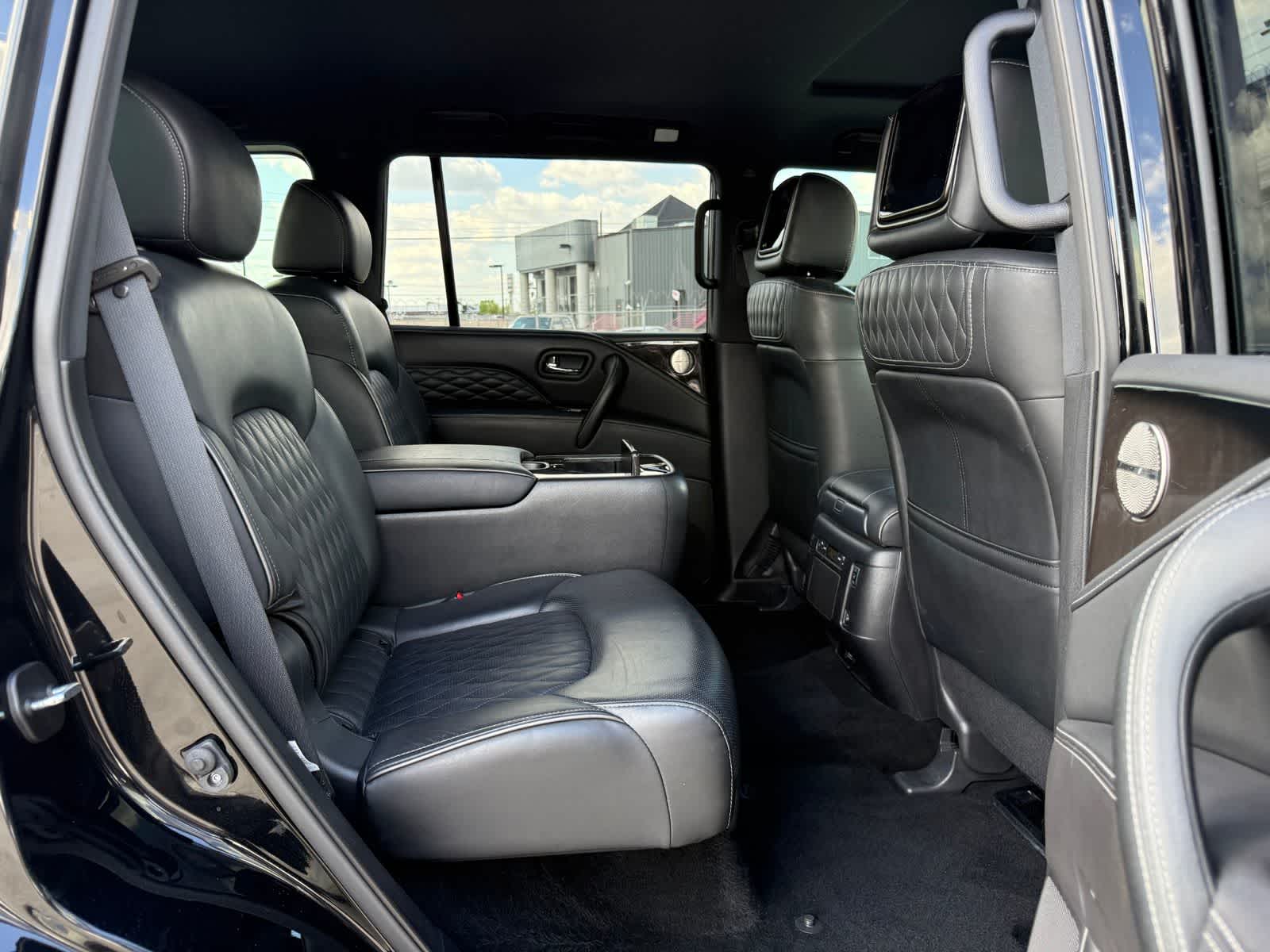 Thumbnail: 2023 INFINITI QX80 - 19