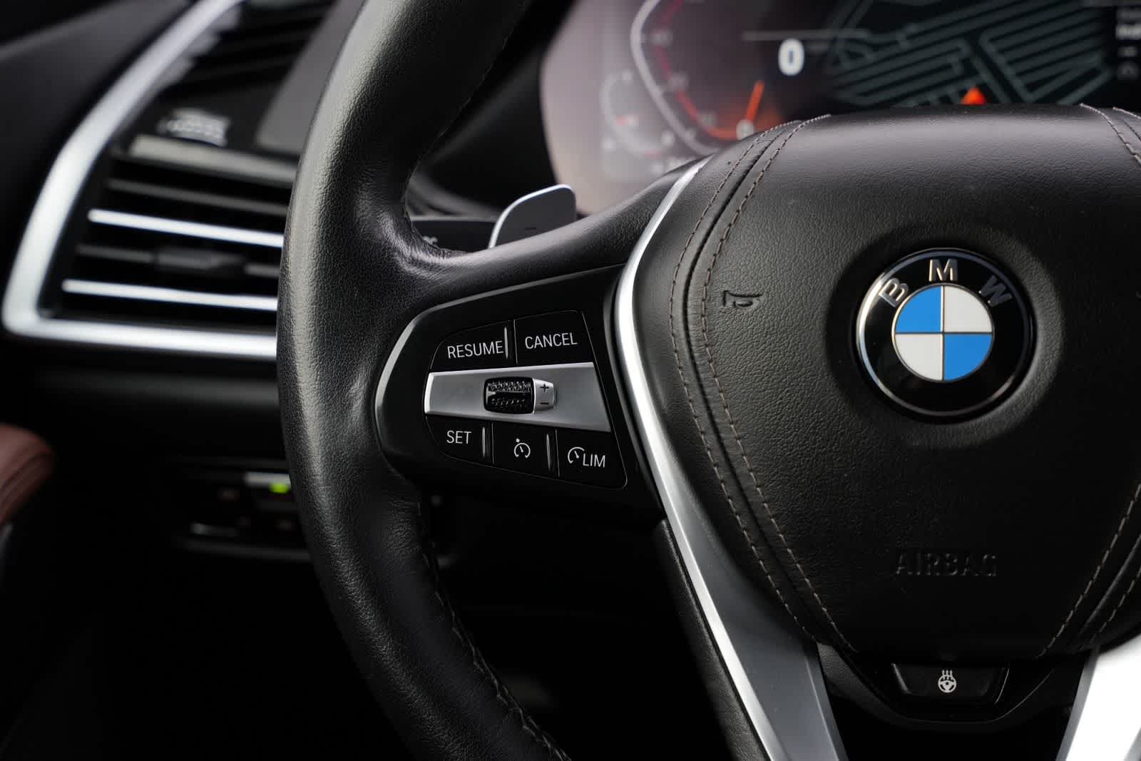 Thumbnail: 2022 BMW X5 - 10