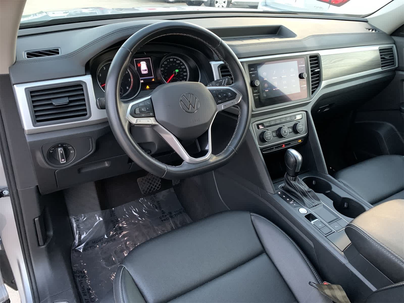 2021 Volkswagen Atlas SE 16