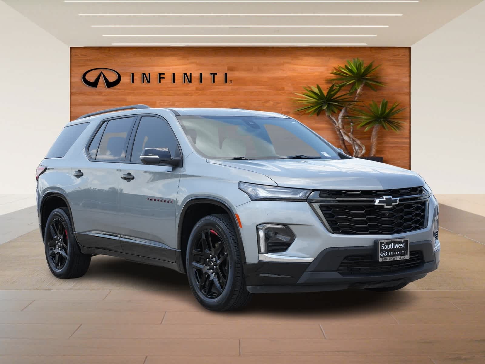 Thumbnail: 2023 Chevrolet Traverse - 3