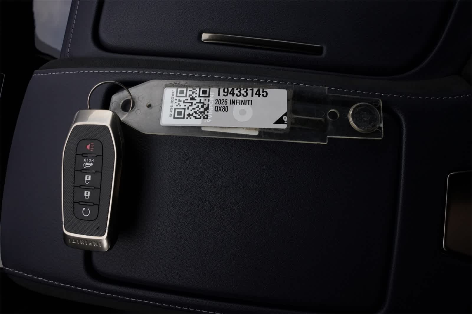 Thumbnail: 2026 INFINITI QX80 - 29