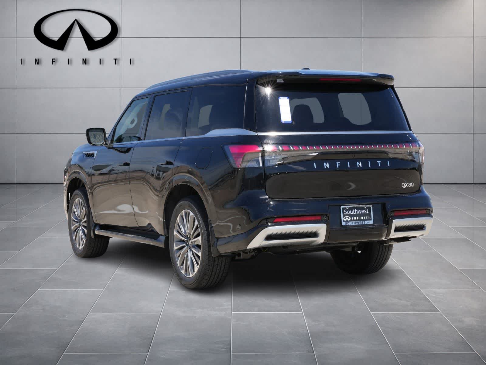 Thumbnail: 2026 INFINITI QX80 - 5