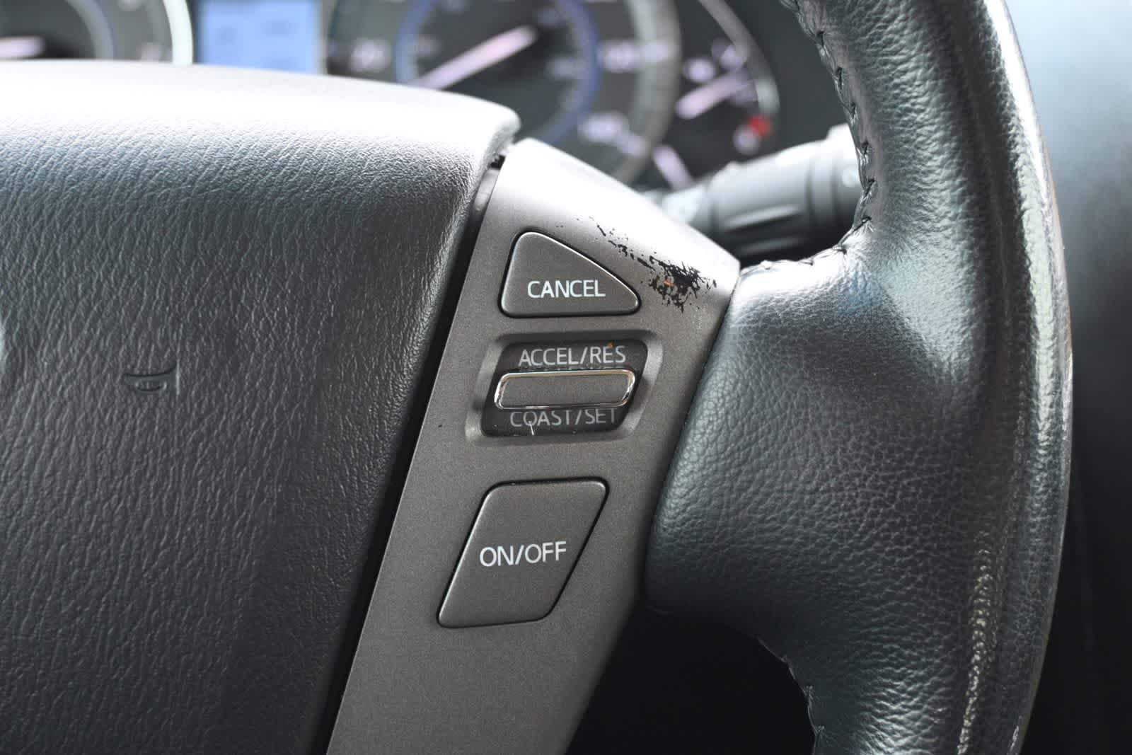 Thumbnail: 2012 INFINITI QX56 - 11