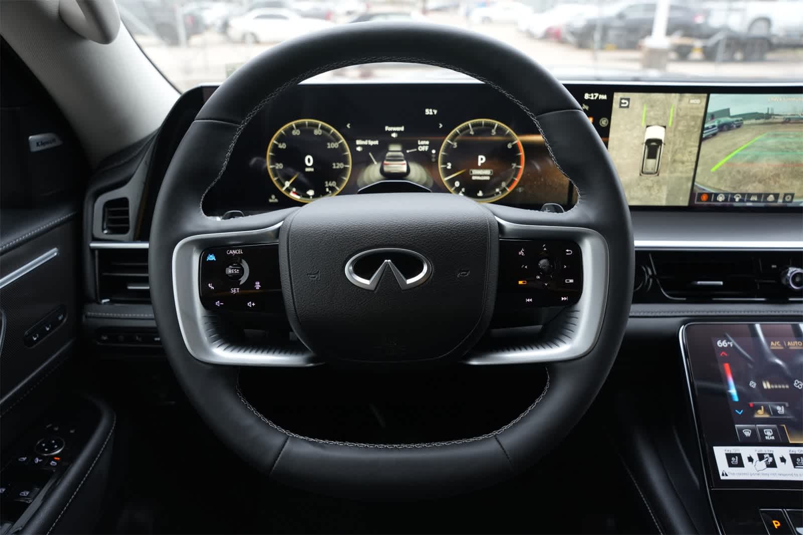 Thumbnail: 2025 INFINITI QX80 - 12