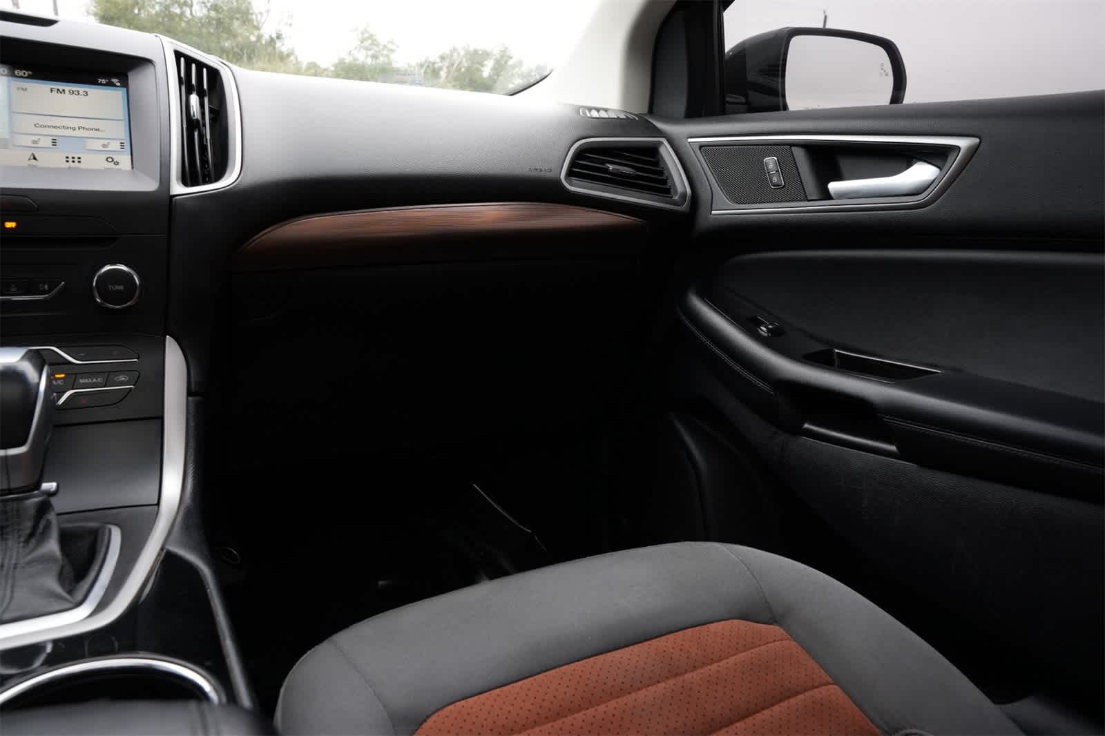 Thumbnail: 2018 Ford Edge - 8