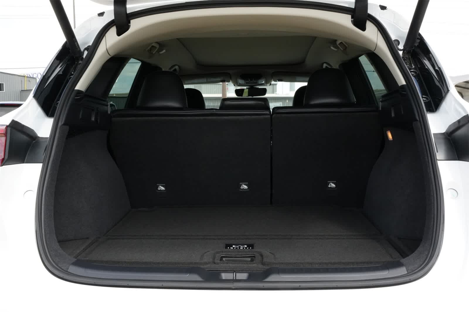 Thumbnail: 2025 INFINITI QX50 - 21