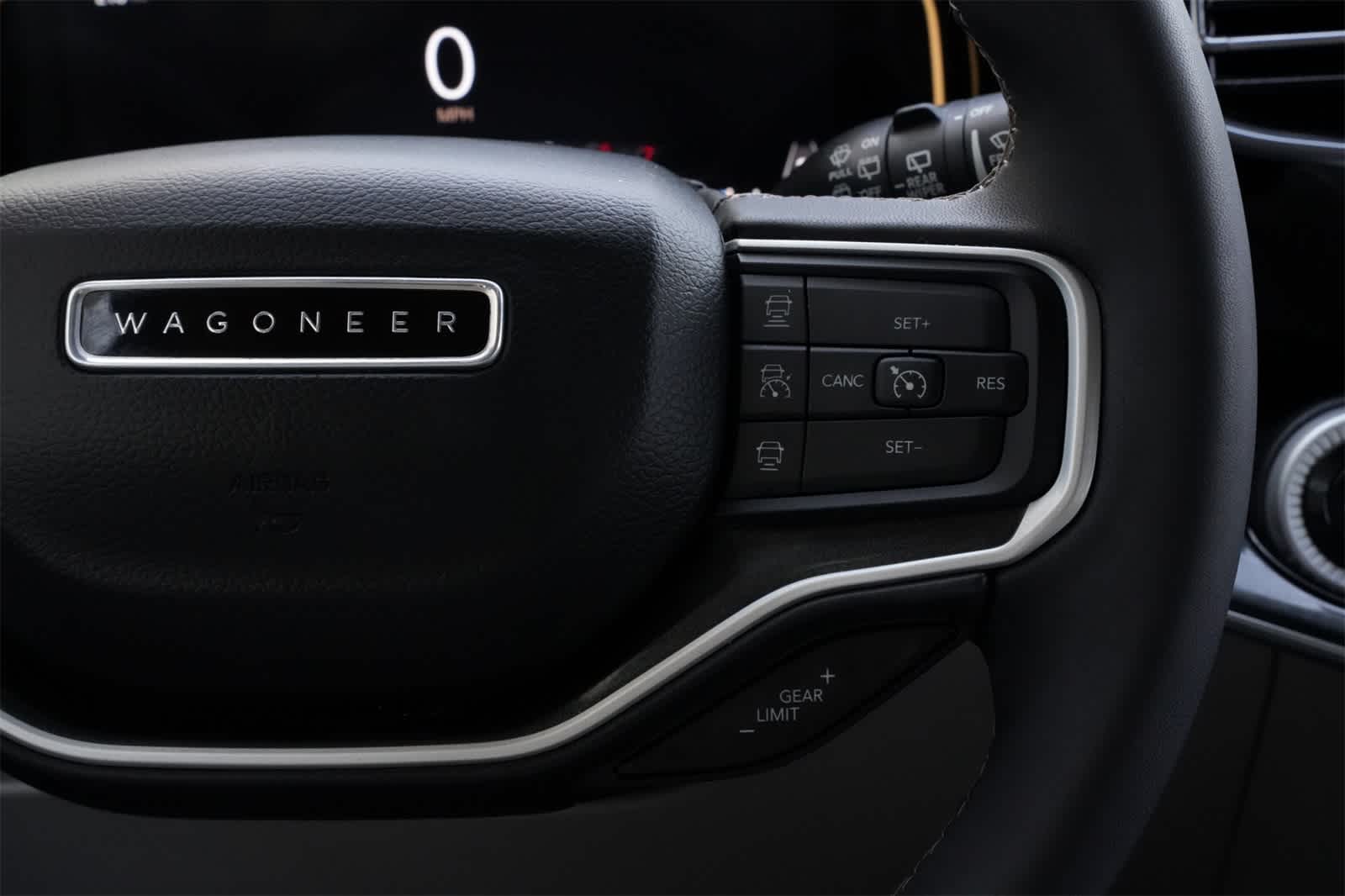 Thumbnail: 2022 Jeep Wagoneer - 11