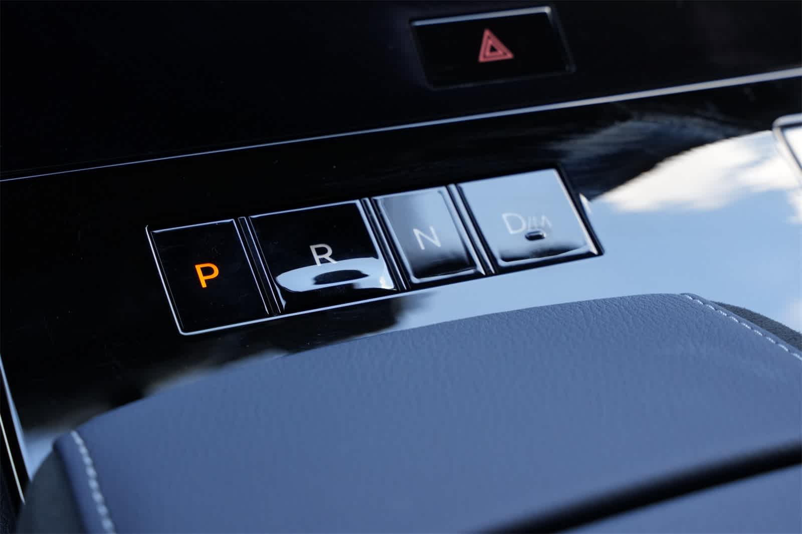 Thumbnail: 2026 INFINITI QX80 - 15