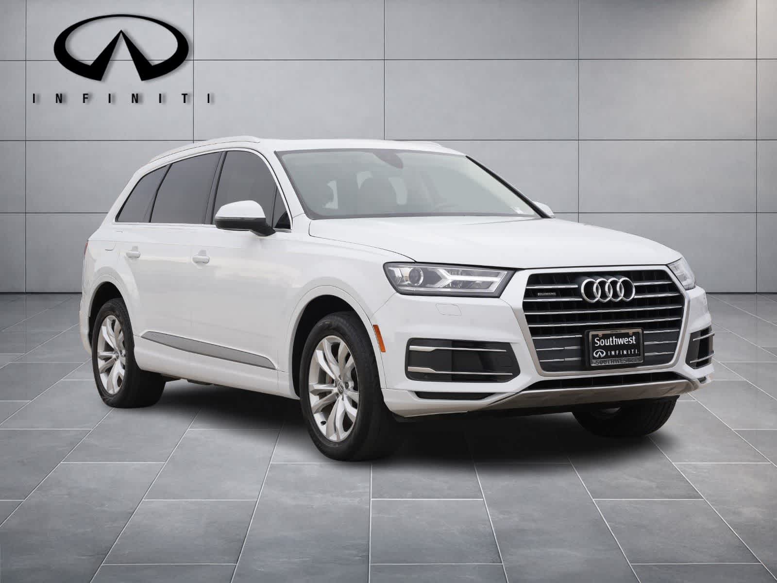 Thumbnail: 2019 Audi Q7 - 3